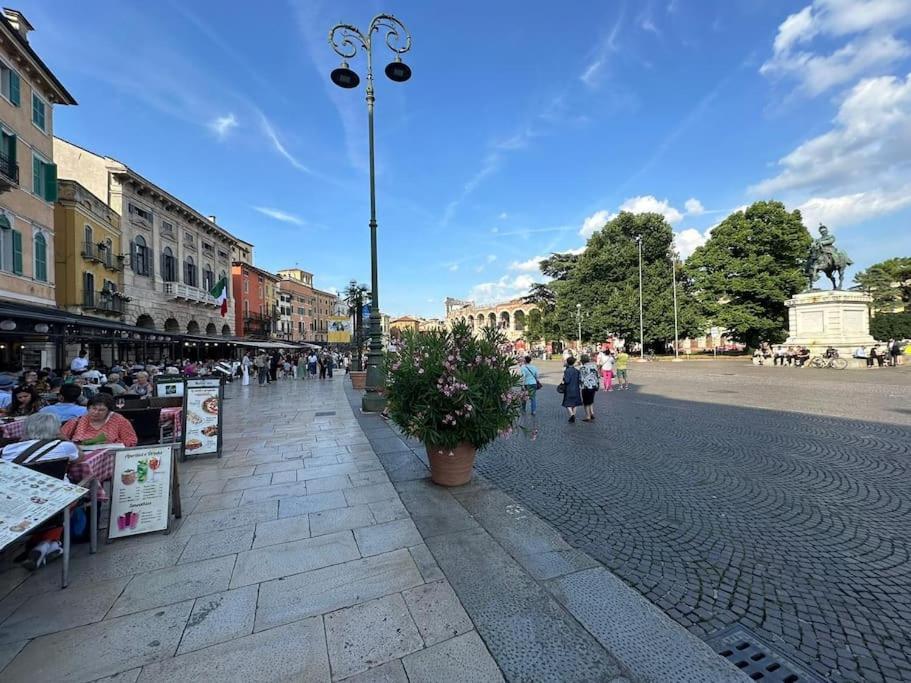 Arena Opera House Apartment Verona Exterior photo